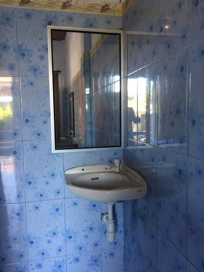 Wahyu Homestay 1 นูซาเลมโบงัน ภายนอก รูปภาพ